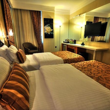 Golden Deluxe Hotel Adana Exteriör bild
