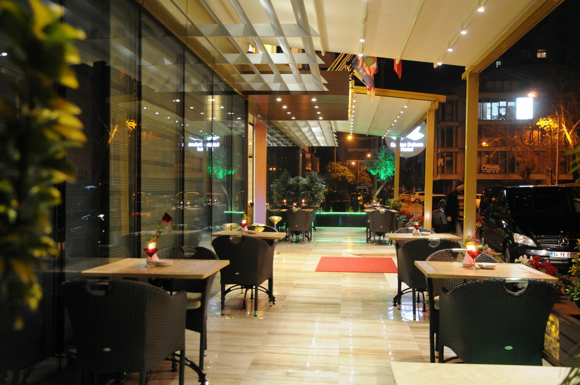 Golden Deluxe Hotel Adana Exteriör bild